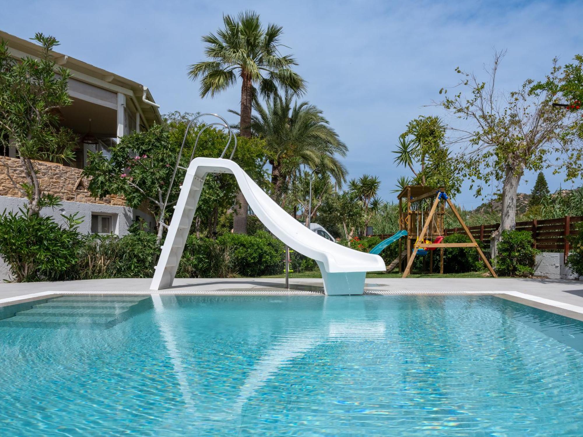 Calypso Hotel Matala  Exterior photo
